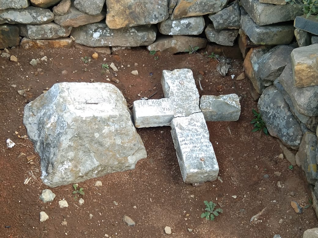 Monumente en gedenk steene 11